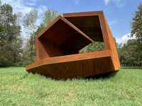 <div>Die Neigung des <em>Bootes</em> beträgt 10°, so dass der Decksboden immer geneigt ist, wenn <em>Sweet Home</em> nicht schwimmt.</div>