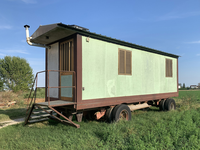 <div>Zerbrochener Traum. Der amerikanische Mythos des Wohnmobils an einem Beispiel in der Nähe des Meisterdammes.</div>